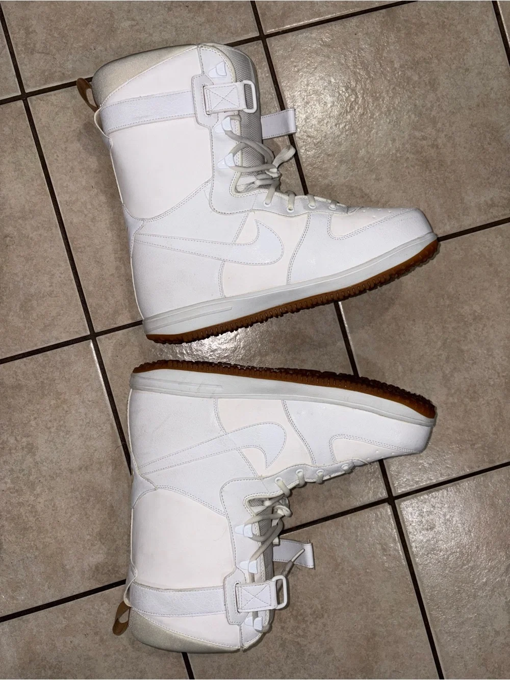 Nike zoom Force 1 size 13 snowboard White High-Top Snow/Sport Boots